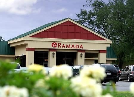 Hotel Ramada Stevens Point Zewnętrze zdjęcie
